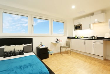 Keele House Student Halls, The Midway, City Centre, Newcastle under Lyme, ST5 1LD - Image 4