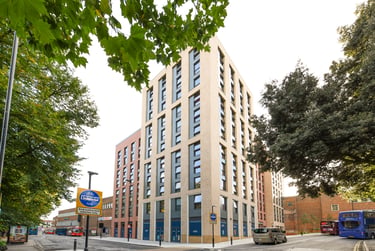 Studio gold plus city view at Vincent Place, Vincent's Walk, City Centre, Southampton, SO141JY - Image 9