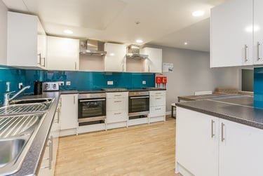 Carfax Quarter Student Halls, 4-5 Queens Street, City Centre, Oxford, OX1 1EJ - Image 2