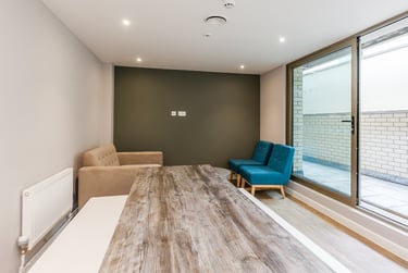 Carfax Quarter Student Halls, 4-5 Queens Street, City Centre, Oxford, OX1 1EJ - Image 6