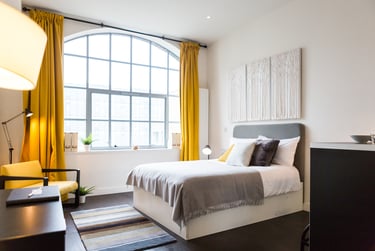 Aldgate Student Halls, 1-2 Education Sqaure, White Chapel, London, E1 1FA - Image 1
