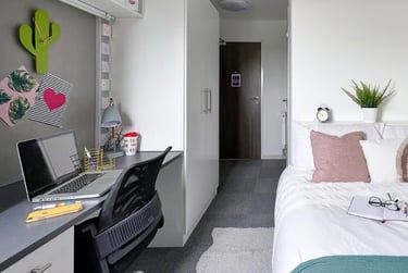 Frobisher House Student Halls, 64-66 Ebrington Street, Mutley, Plymouth, PL4 9AQ - Image 4