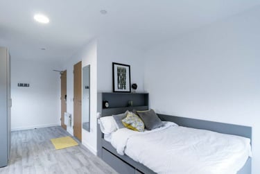 Oldway Centre Student Halls, 39 High Street, City Centre, Swansea, SA1 1LA - Image 4