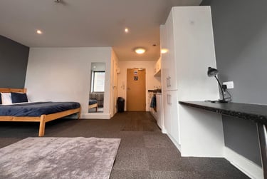 One Bed Apartment at Hydrogen, 1 Goldsmith Street, City Centre, Nottingham, NG15ND - Image 5