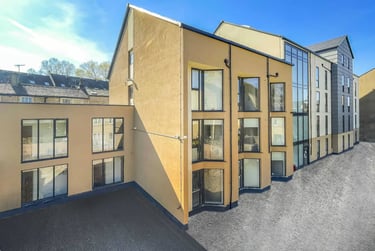 Premium 2 Bed Loft Apartment at Foundry Studios, 5 Cables Street, City Centre, Lancaster, LA11BG - Image 13