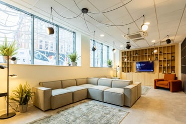 Standard Studio at Straits Manor, 52 West Street, City Centre, Sheffield, S14FD - Image 8