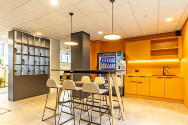 Standard Studio at Straits Manor, 52 West Street, City Centre, Sheffield, S14FD - Image 10