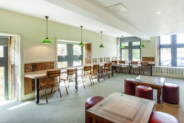Deluxe Ensuite (3 Bed Flat) at Gillows, 23-25 North Road, City Centre, Lancaster, LA11NS - Image 6