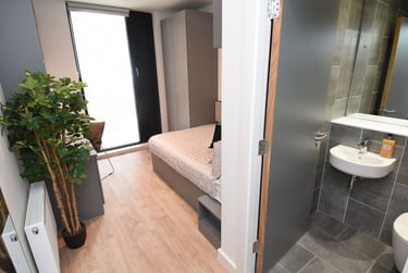 Lee Point Student Halls, South Main Street, City Centre, Cork, T12 NFR3 - Image 3