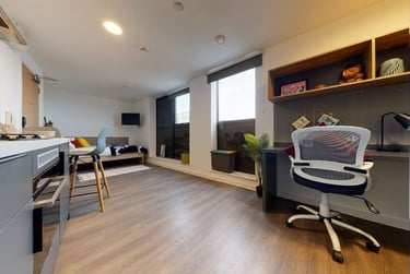 Gold En Suite at Canvas Walthamstow, Alliot House, Forest Road, Walthamstow, London, E176JJ - Image 5