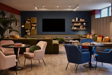 Executive Studio at The Garage, 98 Harvest Road, Egham, TW200QR - Image 2