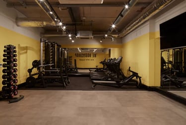 Executive Studio at The Garage, 98 Harvest Road, Egham, TW200QR - Image 7
