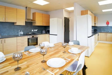 8 Roxburgh Student Halls, Roxburgh Place, City Centre, Edinburgh, EH8 9SU - Image 11