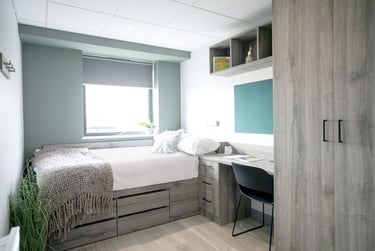 Crown Place Student Halls, Trinity Quay, 2 Kings Road, Swansea, SA1 8FE - Image 1