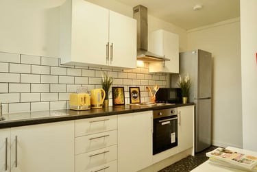 Studio Flat at Carfax Court Flats, 7 Lower Park Road, Victoria Park, Manchester, M145RQ - Image 9