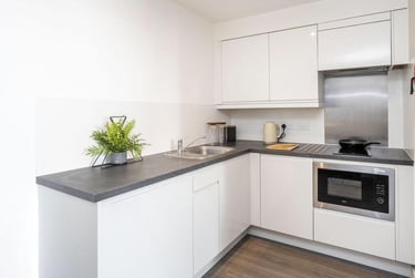 Holden Court Student Halls, 35 Hollingdean Road, Hartington Road, Brighton, BN2 4QY - Image 9