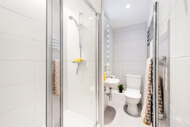 Premium Studio at Therese House, 29- 30 Glasshouse Yard, Barbican, London, EC1A4JN - Image 10