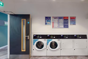 8 Bed Premium En-suite at Innovo House, 60 Devon Street, Low Hill, Liverpool, L38AJ - Image 10
