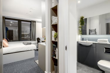 true Leicester Student Halls, 3 Humberstone Road, Lee Circle, Leicester, LE5 3AS - Image 1