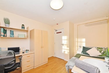 St Andrews Gardens Student Halls, 21 Moor Place, City Centre, Liverpool, L3 5XA - Image 4