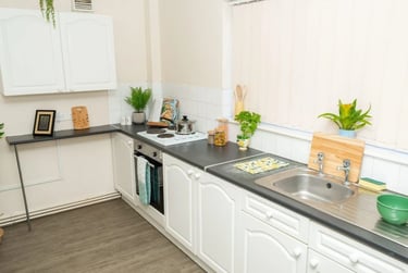 Grange Court & The Ridings Student Halls, 13 St Helens Road, City Centre, Ormskirk, L39 4QJ - Image 8