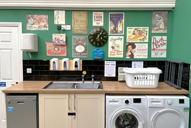 Room 4 at Melbury Rooms & Studios, 4 Queens Crescent, City Centre, Exeter, EX46AY - Image 4