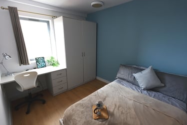Queensland Place Student Halls, Chattham Place, Near University, Liverpool, L7 3AA - Image 1