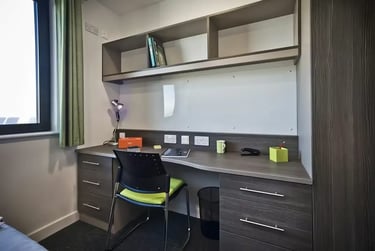 Deluxe En Suite at Friargate Court, 154 Market Street West, City Centre, Preston, PR12EU - Image 10