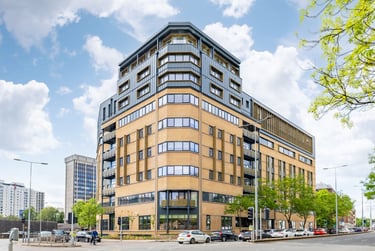 Fitz & Knox Student Halls, 10 Fitzalan Place, City Centre, Cardiff, CF24 0ED - Image 1