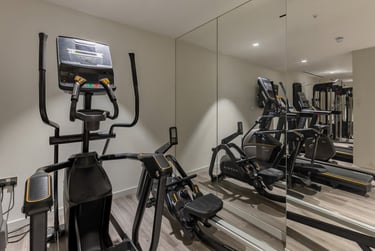Premium Studio With Wet Room at Grosvenor House, 141-143 Drury Lane, Covent Garden, London, WC2B5TB - Image 9