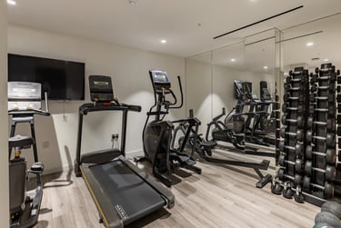 Premium Studio With Wet Room at Grosvenor House, 141-143 Drury Lane, Covent Garden, London, WC2B5TB - Image 5