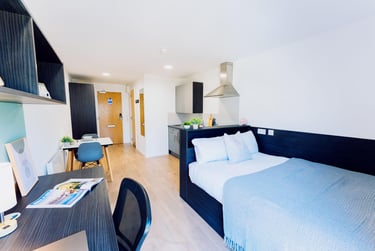 Avon Studios Student Halls, Midland Rd, City Centre, Bath, BA1 3BZ - Image 1
