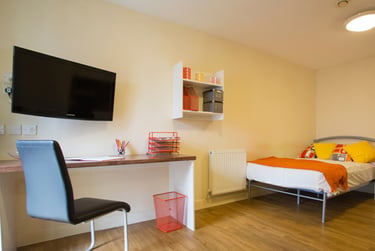 Nottingham Square Student Halls, Russell Street, City Centre, Nottingham, NG7 4FL - Image 2