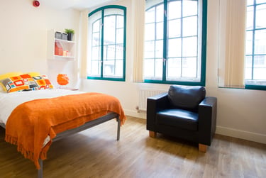 Nottingham Square Student Halls, Russell Street, City Centre, Nottingham, NG7 4FL - Image 1