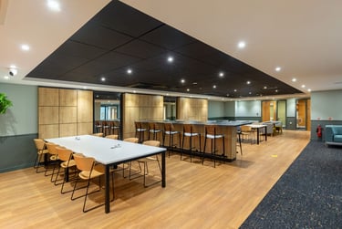 The Curve Student Halls, 14 Fieldgate Street, Shoreditch, London, E1 1ES - Image 4