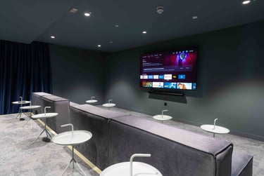 2 Bed Apartment at iQ Shoreditch, East Road, Shoreditch, London, N16AD - Image 3