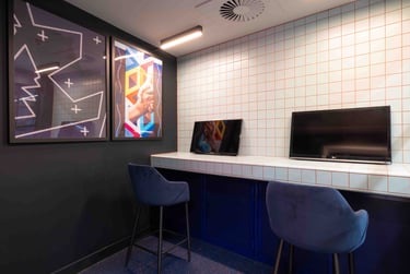 2 Bed Apartment at iQ Shoreditch, East Road, Shoreditch, London, N16AD - Image 11