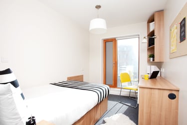 Kendrick Hall Student Halls, 4 Crown Place, City Centre, Reading, RG1 5AE - Image 4
