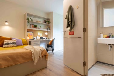 iQ The Pad Student Halls, 71 Egham Hill, City Centre, Egham, TW20 0ER - Image 4