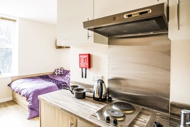 Lovell Park Student Halls, 22 Lovell Park Hill, Beck Hill, Leeds, LS7 1DF - Image 1