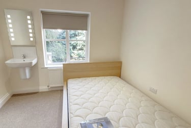 Hutton Halls Student Halls, 16 Hutton Avenue, High Throston, Hartlepool, TS26 9PN - Image 2