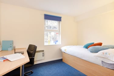 Snowdon Hall Student Halls, Vicarage Hill, City Centre, Wrexham, LL13 7HN - Image 3
