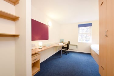 Snowdon Hall Student Halls, Vicarage Hill, City Centre, Wrexham, LL13 7HN - Image 8