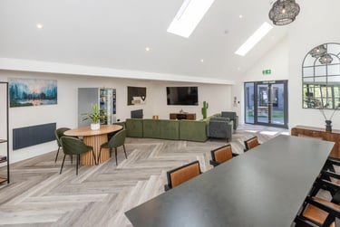 Riverside House Student Halls, 100 Blackfriars Road, Salford, Manchester, M3 7FU - Image 2