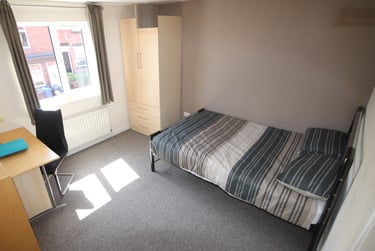 5 bed flat, Ainsley court,ainsley road, Crookes, Sheffield, S101EU - Image 4