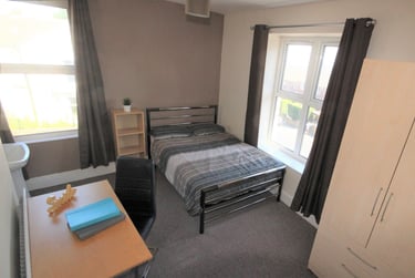 6 bed house, School road, Crookesmoor, Sheffield, S101GL - Image 2