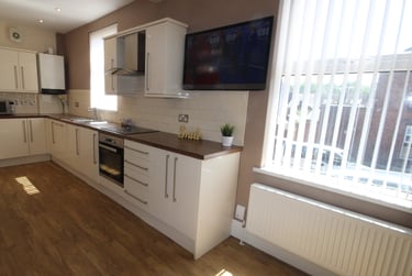 5 bed house, Khartoum road, Ecclesall, Sheffield, S118RD - Image 2