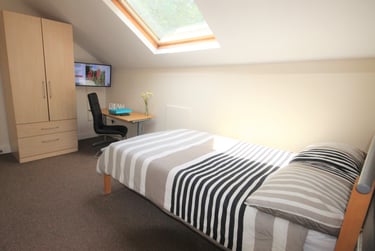 3 bed flat, Ecclesall Road, Ecclesall, Sheffield, S118PF - Image 4