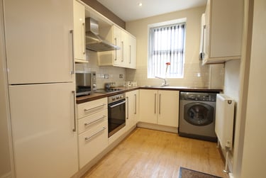 5 bed house, Newbould lane, Broomhill, Sheffield, S102PL - Image 2