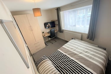 3 bed flat, Ainsley Court, Ainsley Road, Crookes, Sheffield, S101EU - Image 4
